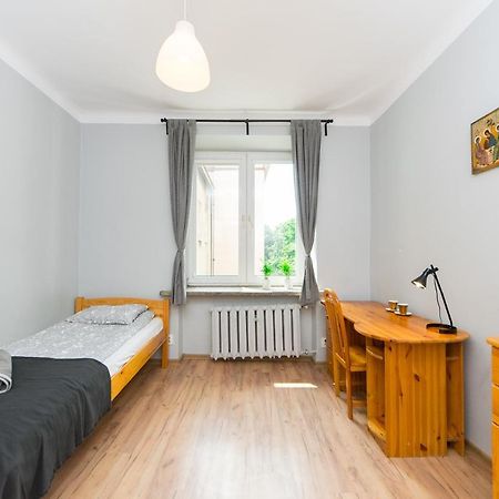 3-Bedroom Flat In City Center P4You Pl 크라쿠프 외부 사진
